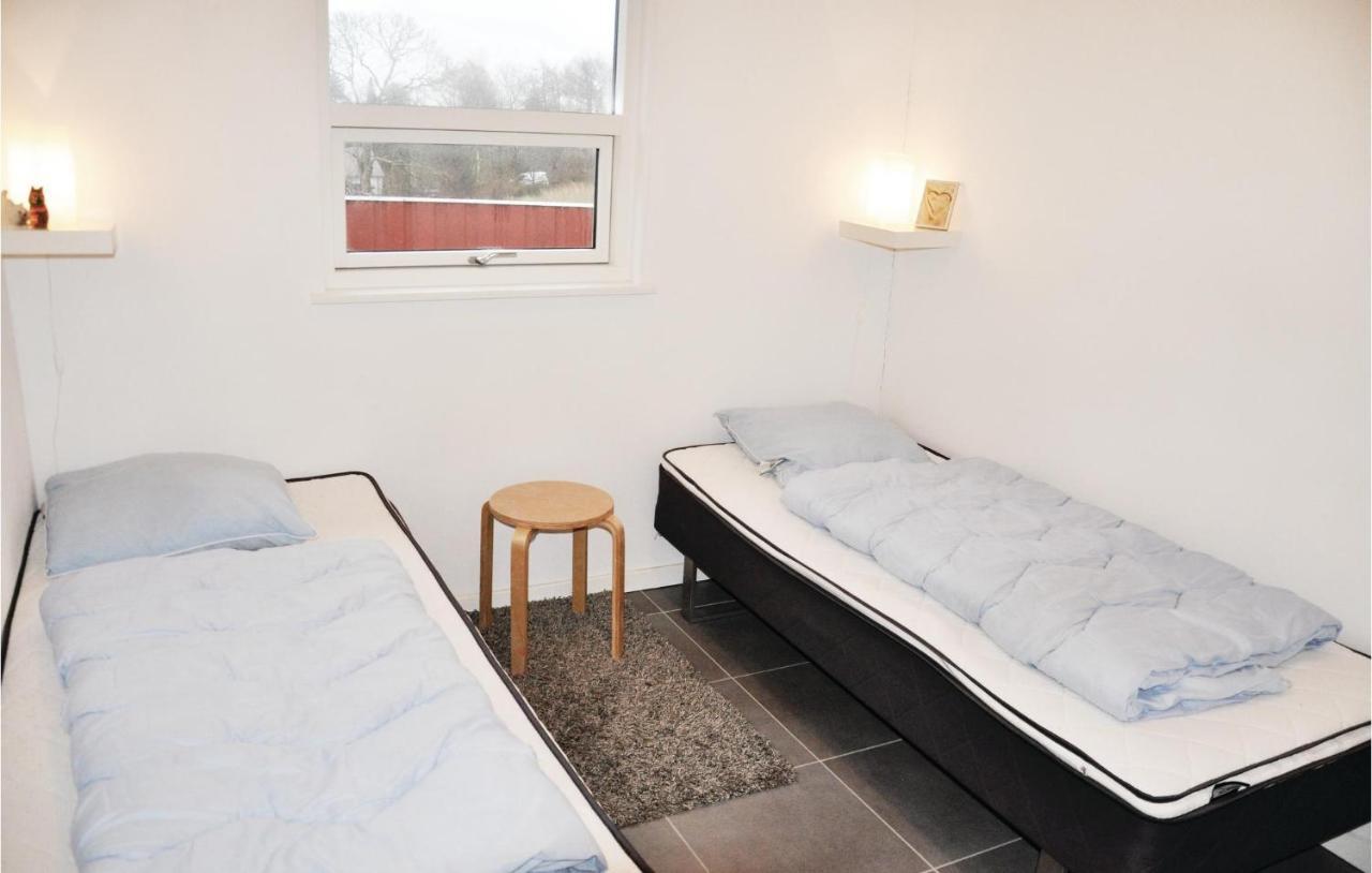 Pet Friendly Home In Augustenborg With Kitchen Asserballeskov Экстерьер фото